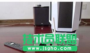 微型投影儀怎么給臺式電腦做顯示器 三聯