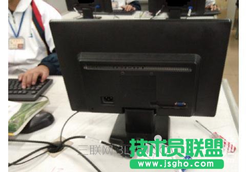 電腦顯示器底座怎么拆 三聯