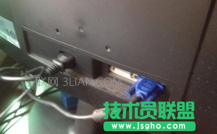 臺式電腦顯示屏突然不亮了怎么辦 三聯