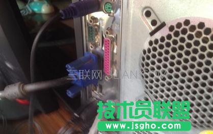 臺式電腦顯示屏突然不亮了如何解決