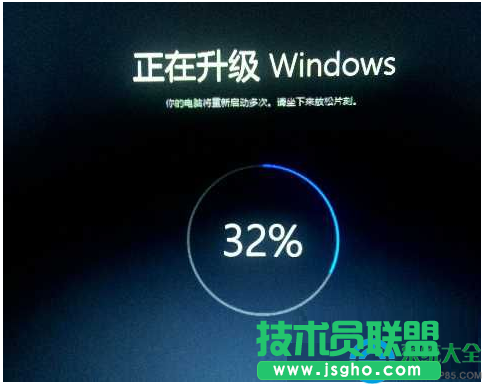 Win10系統升級時卡在32%怎么辦？   三聯