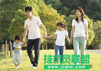 彩影怎么制作懷舊電影藝術效果  三聯