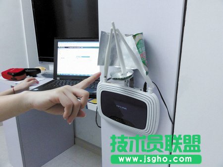 無(wú)線路由器信號(hào)差怎么辦？ 三聯(lián)