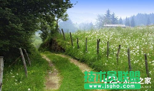 Win7開機后桌面什么都沒有怎么辦？ 三聯